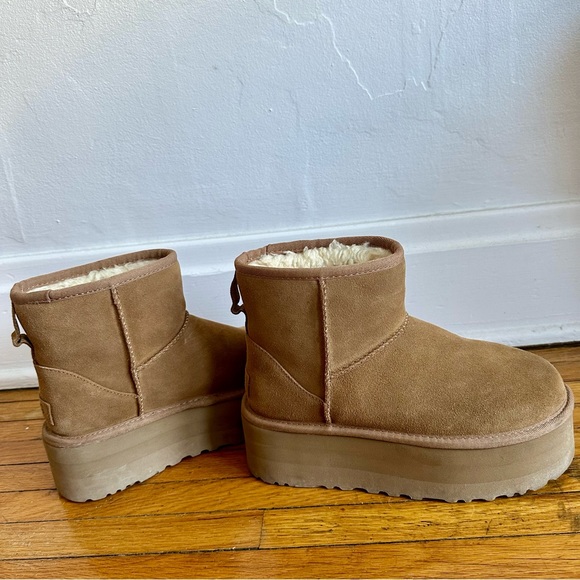 UGG Mini Platform Chestnut - SZ 6 - Picture 4 of 7